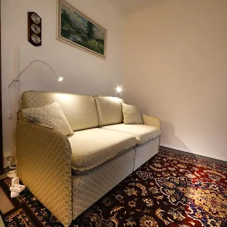 Momo Apartment *
